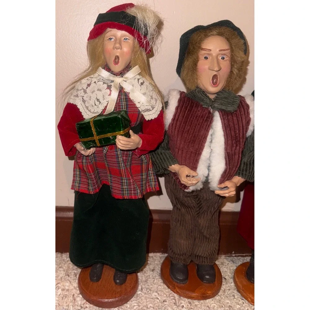 Vintage Christmas Women Men Carolers 9